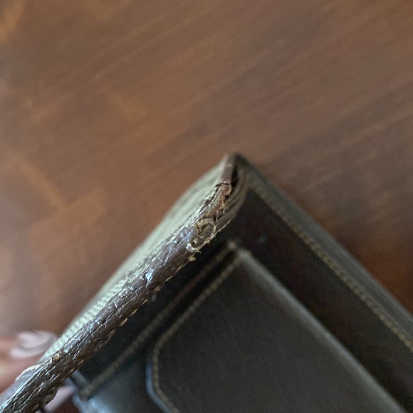 Gucci Wallet - Picture 10 of 15